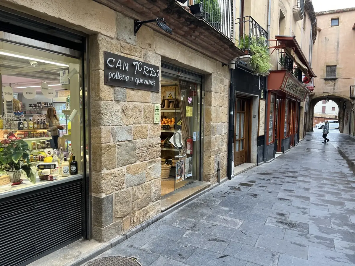 La Bisbal recibe 80.000 euros para impulsar el comercio del centro histórico