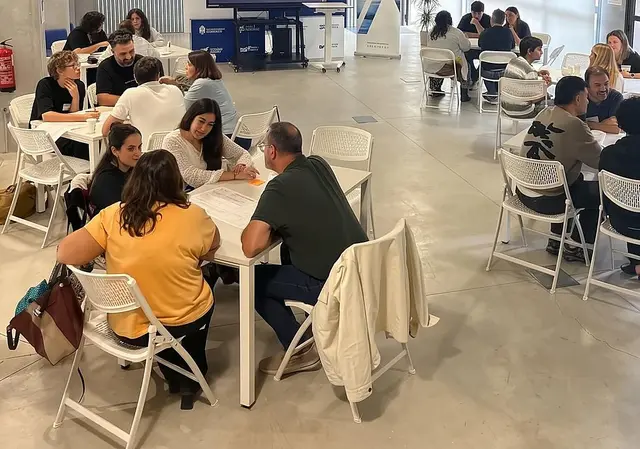 Alicante reúne a jóvenes y familias para plantear nuevas opciones de ocio
