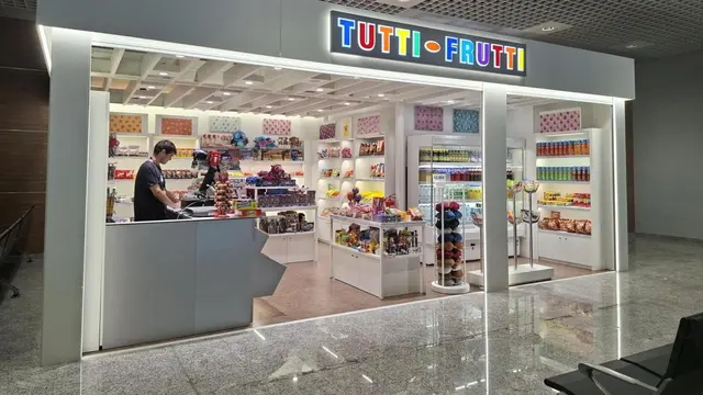 Tutti Frutti abre un nuevo espacio en el aeropuerto de Reus