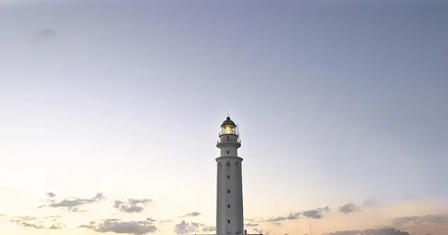 Barbate pide que la protección del Faro de Trafalgar llegue acompañada de inversiones