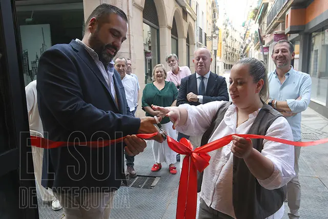 La Torcaleña combina carnicería y gastro-charcutería en la calle Comedias