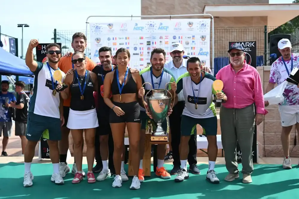 Alhaurín de la Torre Los Manantiales conquista la décima Copa Internacional de Pádel