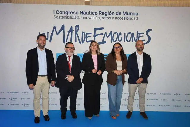 El sector náutico regional debate en Cartagena el futuro del turismo azul