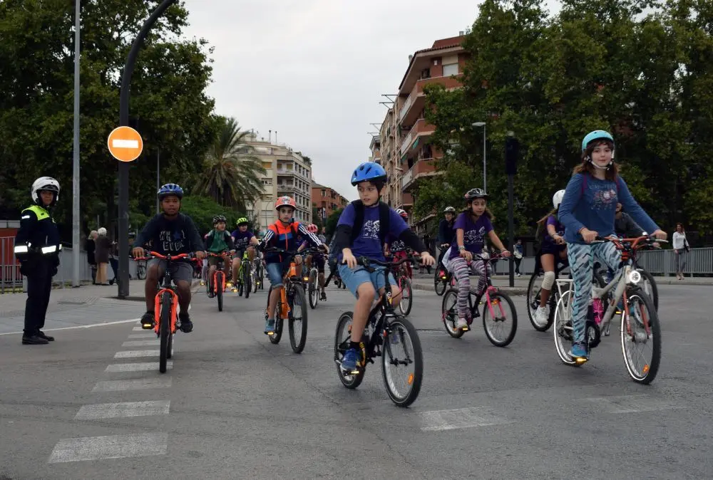 La bicicletada escolar de Cerdanyola cumple diez ediciones este jueves