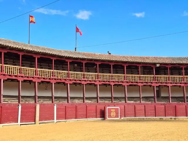 La plaza de toros de Toro afronta la renovación de sus cubiertas