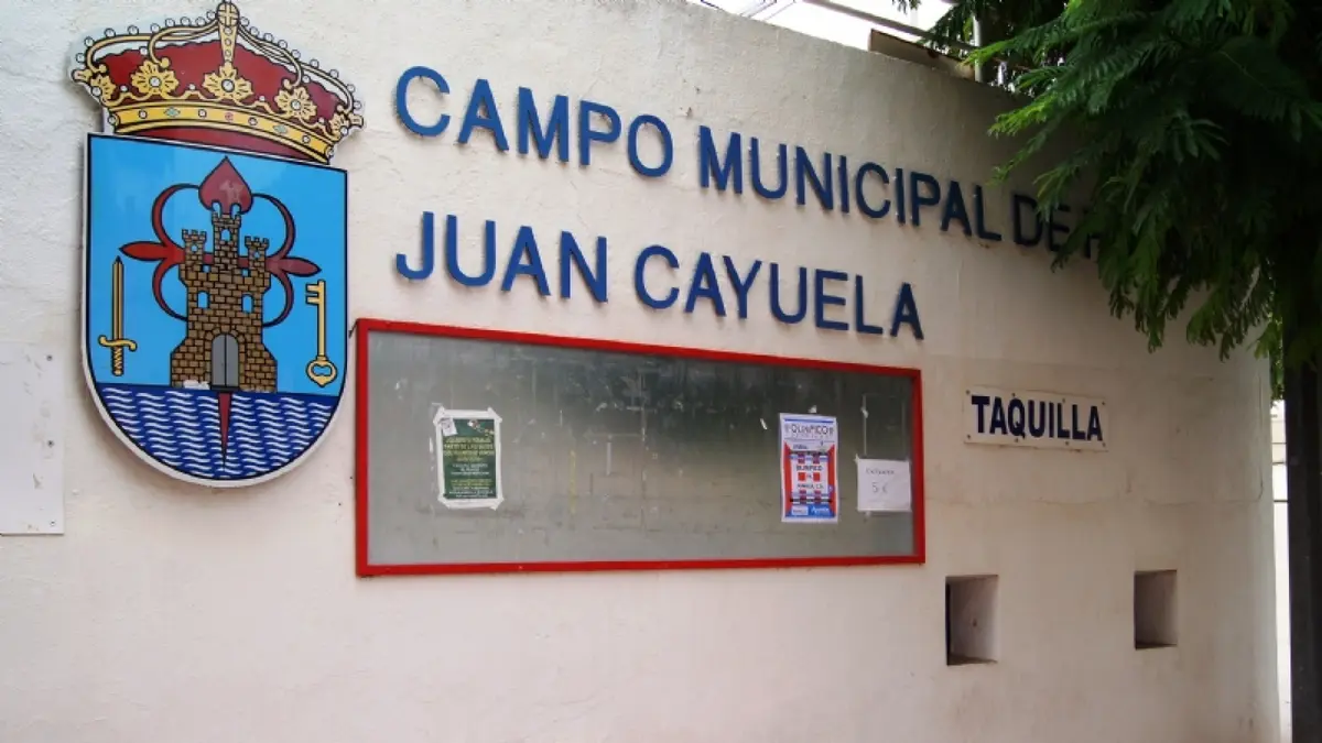 El Real Murcia entrenará en el Juan Cayuela tras las afecciones de la DANA