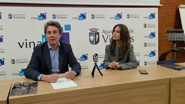 Vinalab acoge un encuentro sobre tecnología municipal y servicios inteligentes