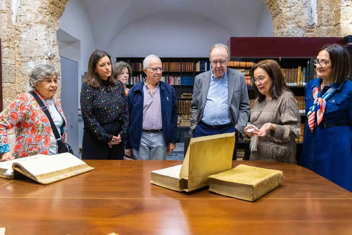 San Fernando recuerda el legado del primer diccionario académico