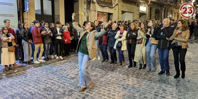 Alcoi prepara la movilidad para la Diana del Mig Any en la plaza d’Espanya
