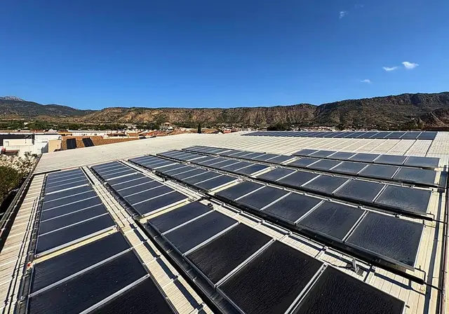 Alhama instalará energía solar en centros educativos y deportivos públicos