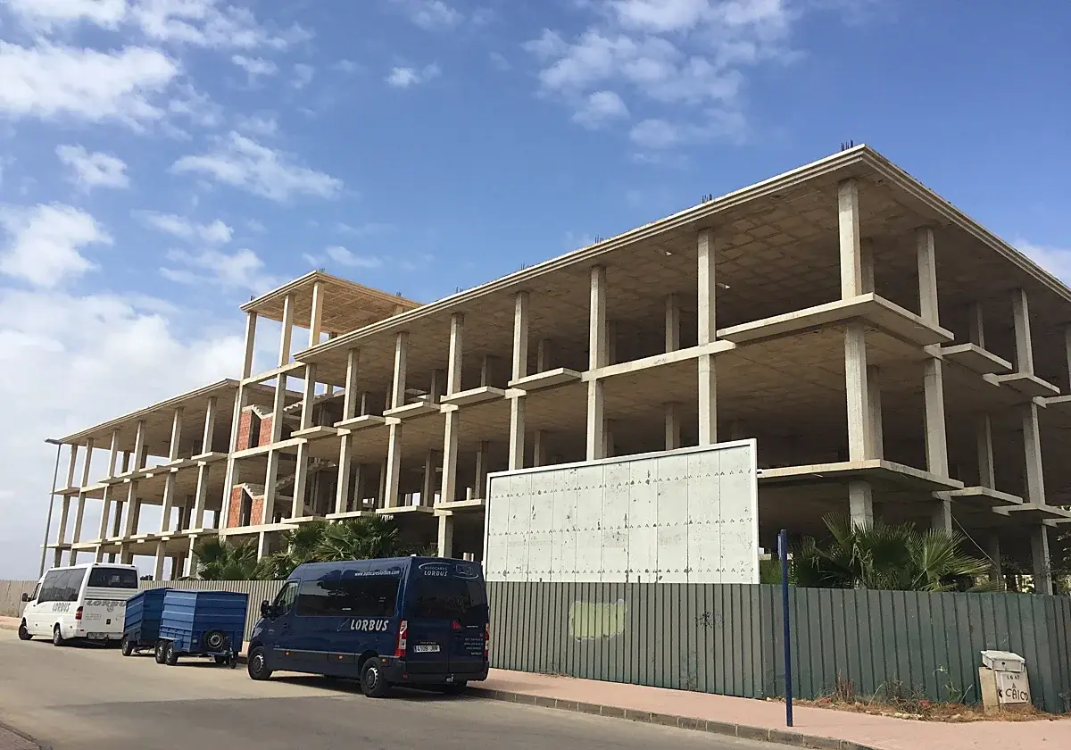El proyecto para completar la residencia de mayores de Los Alcázares vuelve a ponerse en marcha