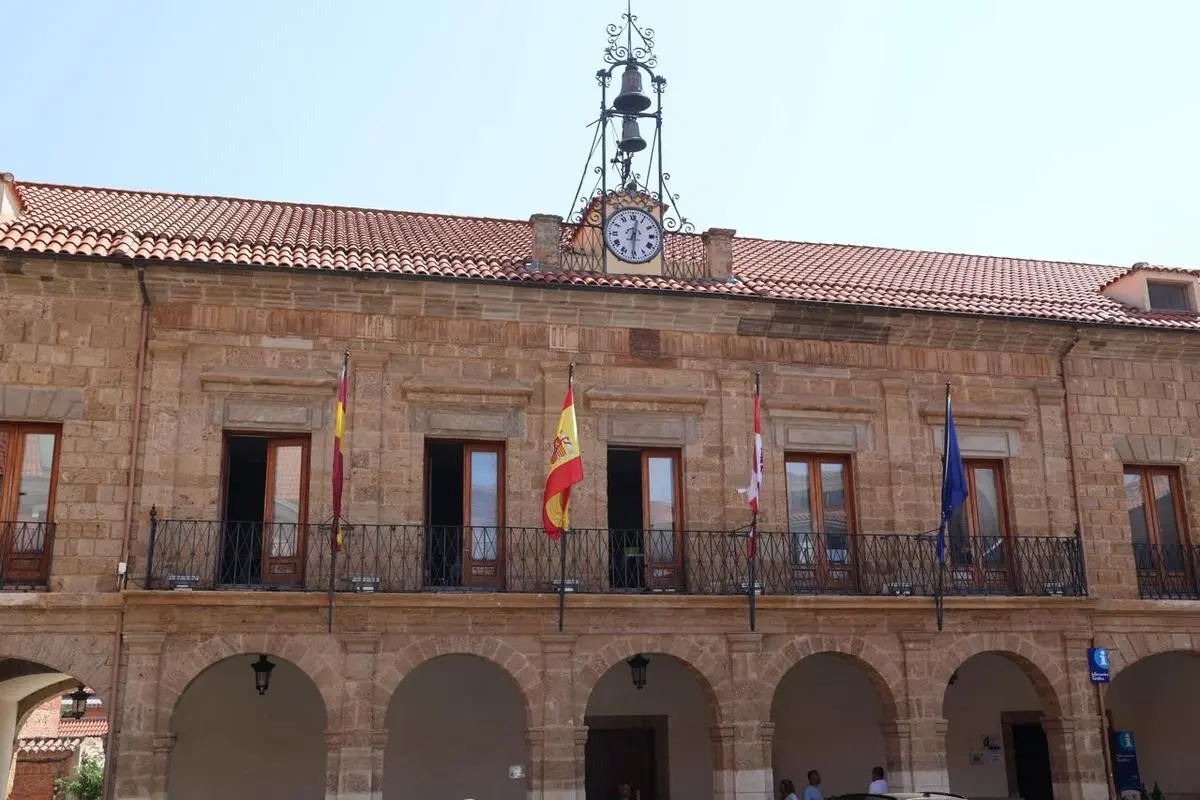 Benavente da continuidad a una plaza temporal de Trabajo Social
