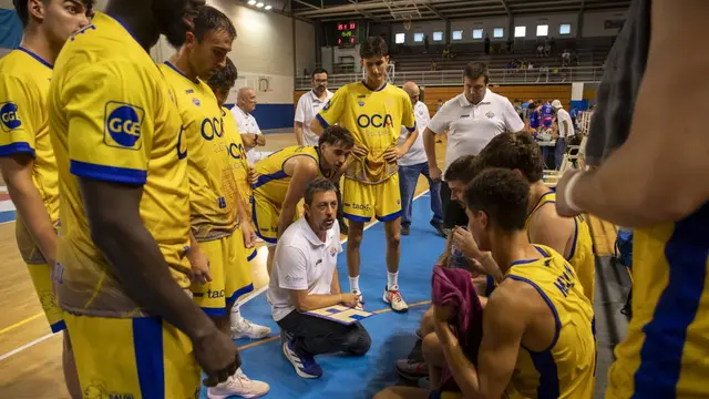 El CB Salou vence al SD Espanyol tras un segundo cuarto decisivo
