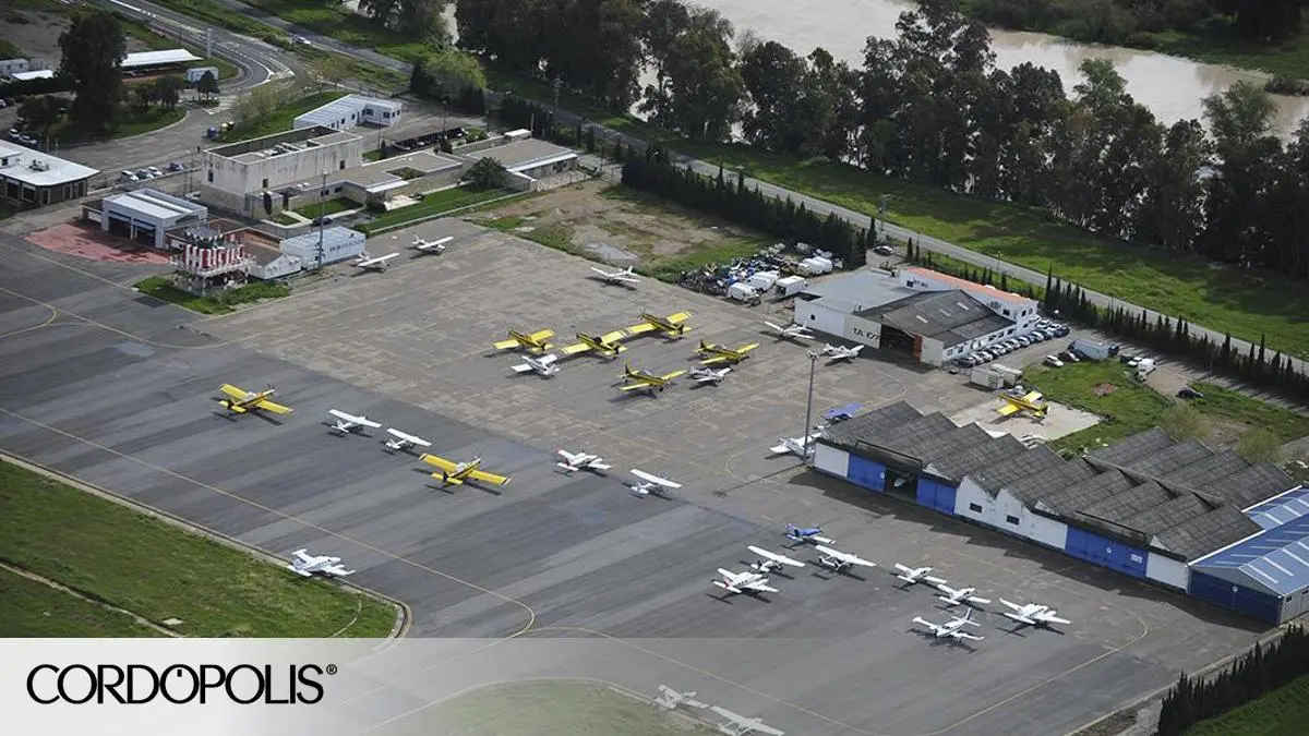 Cuatro aeronaves del aeropuerto de Córdoba saldrán a subasta