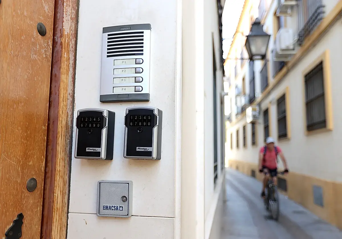 Gijón concentra 1.958 viviendas turísticas en una oferta asturiana a la baja