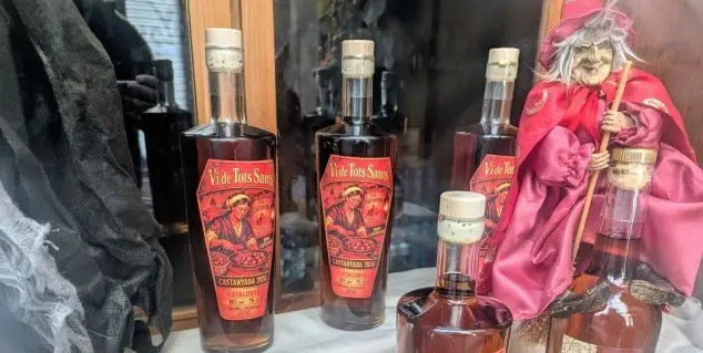 El moscatel de Can Monserrat vuelve por la Castanyada con un precio de 8,50 euros
