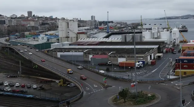 La Terminal de Contenedores de Vigo ganará espacio con la retirada de ocho silos