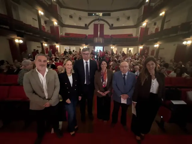 Unas 230 personas participan en una jornada de banca digital en Puente Genil