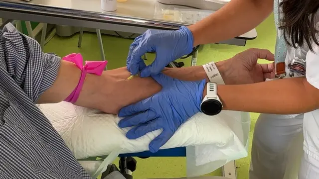 El equipo de enfermería del Príncipe de Asturias recibe una distinción de la Fundación Antezana