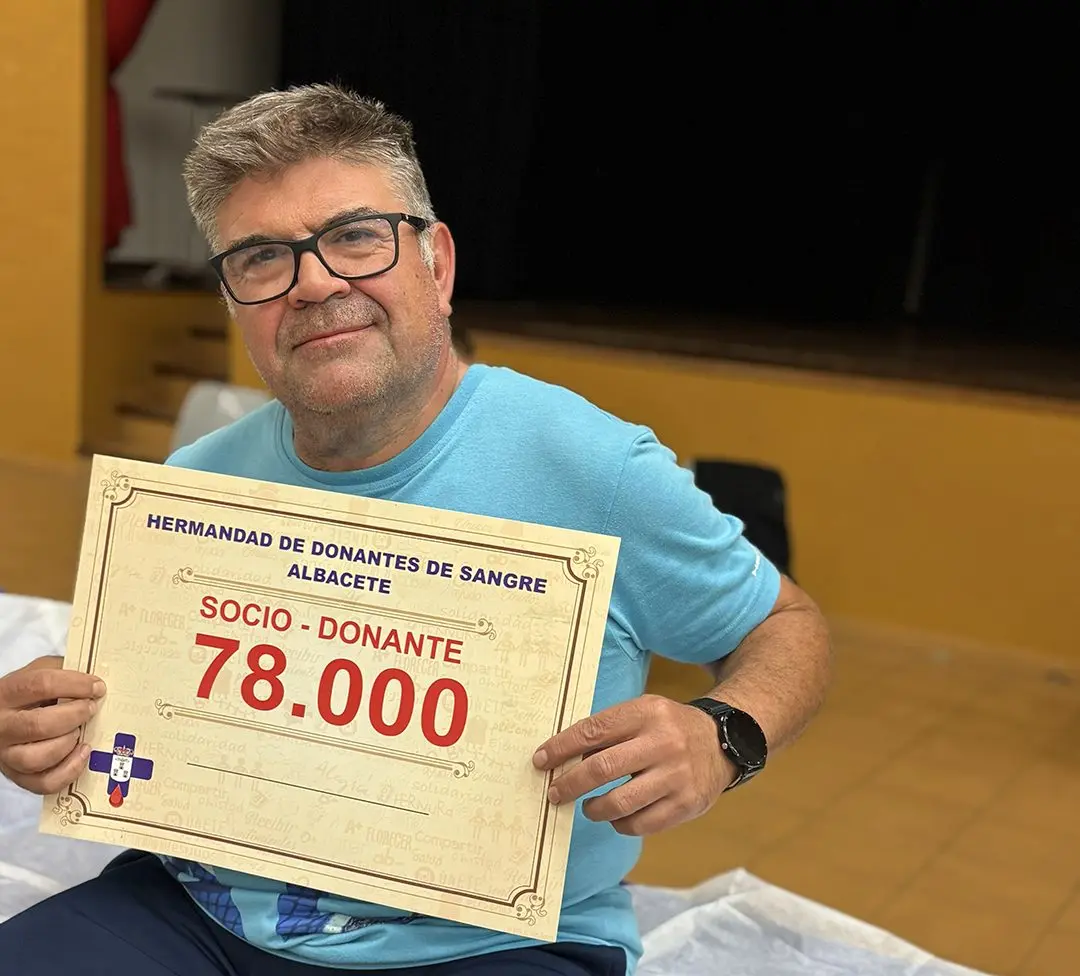 Un residente de Valdeganga figura como donante de sangre número 78.000