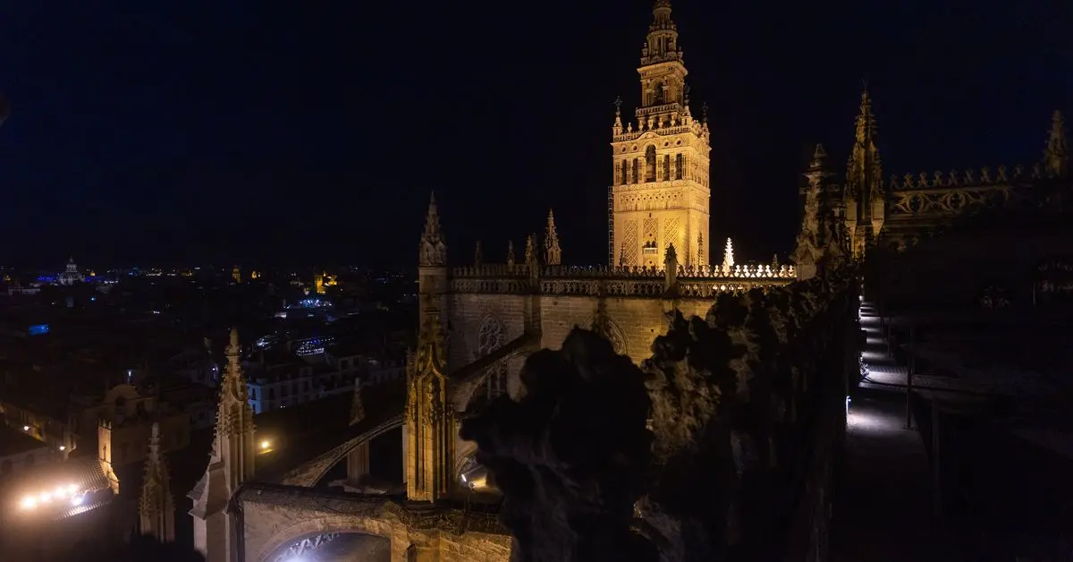 El horario de invierno dejará menos luz por la tarde en Sevilla