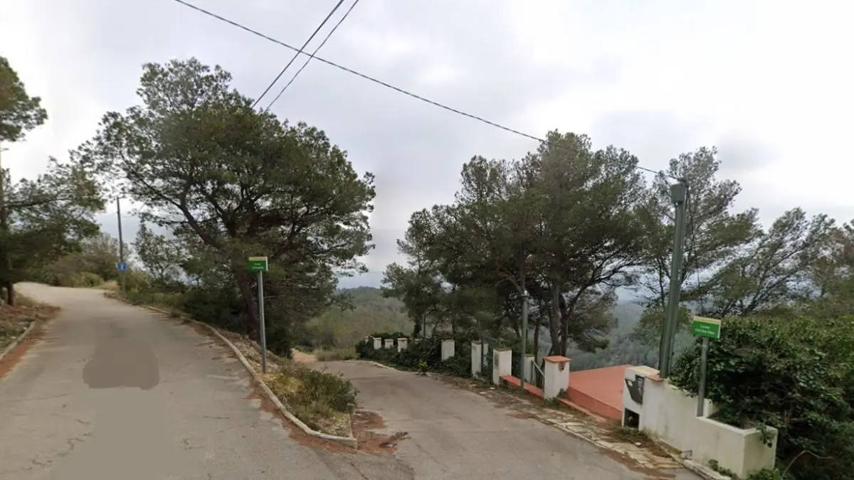 Un solar residencial de La Talaia Mediterrània sale a subasta por un euro