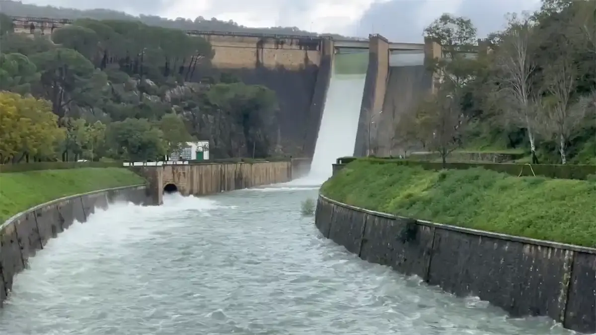 La cuenca Guadalete-Barbate almacena un 80 % más de agua que hace un año