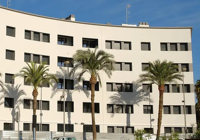 La promoción pública de la plaza Yolanda Escrich empieza a recibir a sus residentes