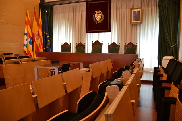 Badalona convoca un pleno municipal extraordinario para el 26 de octubre
