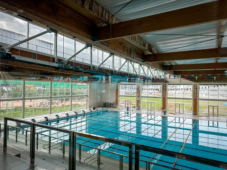Lloret ordena el cierre indefinido de su piscina municipal
