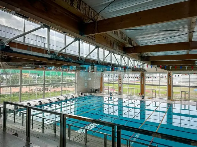 Lloret ordena el cierre indefinido de su piscina municipal