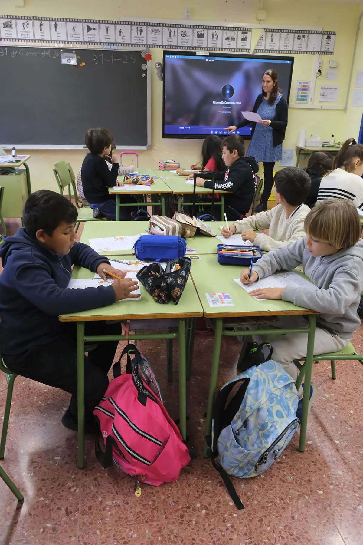 Cornellà destinará más de 20 millones a mejorar el clima en sus escuelas públicas
