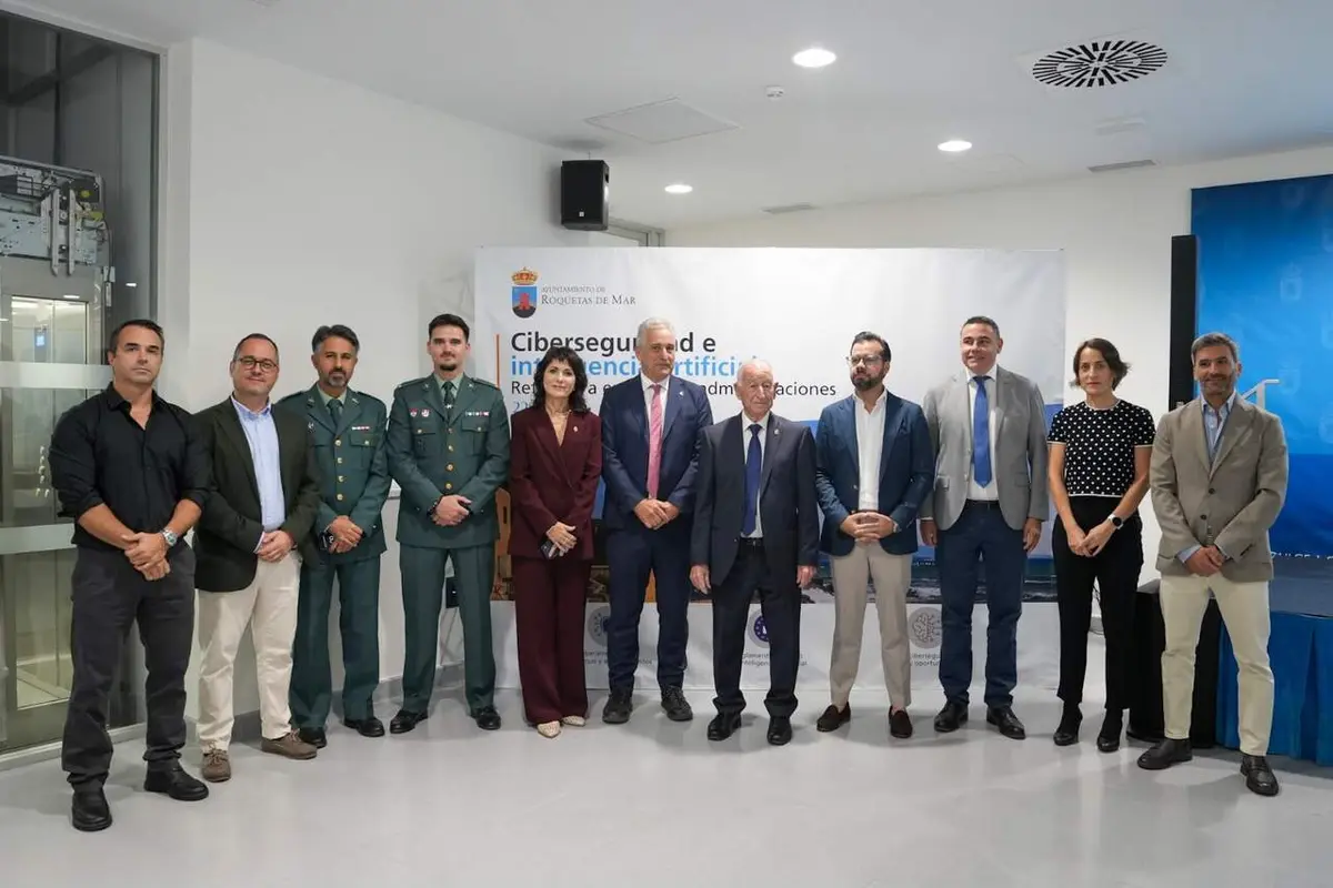 Expertos analizan en Roquetas los retos de la seguridad digital