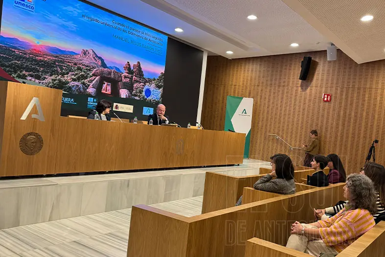 Antequera acoge unas jornadas sobre arqueología del paisaje y patrimonio