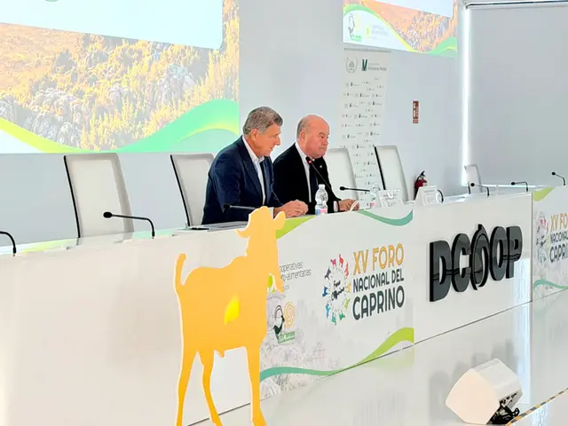 Antequera reúne a profesionales del sector caprino en su foro nacional