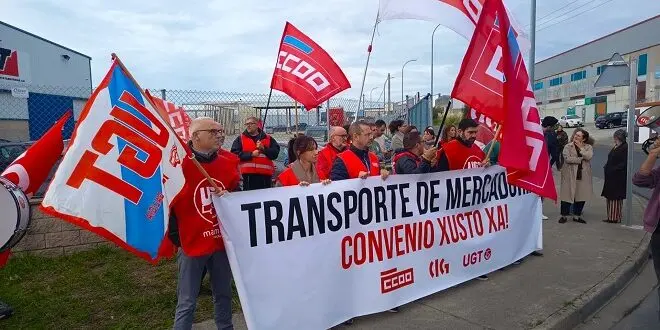 Los sindicatos reclaman negociación a la patronal del transporte en Narón