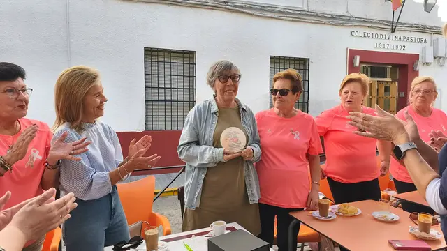 El grupo Campeonas reconoce a una de sus integrantes en Villa del Río