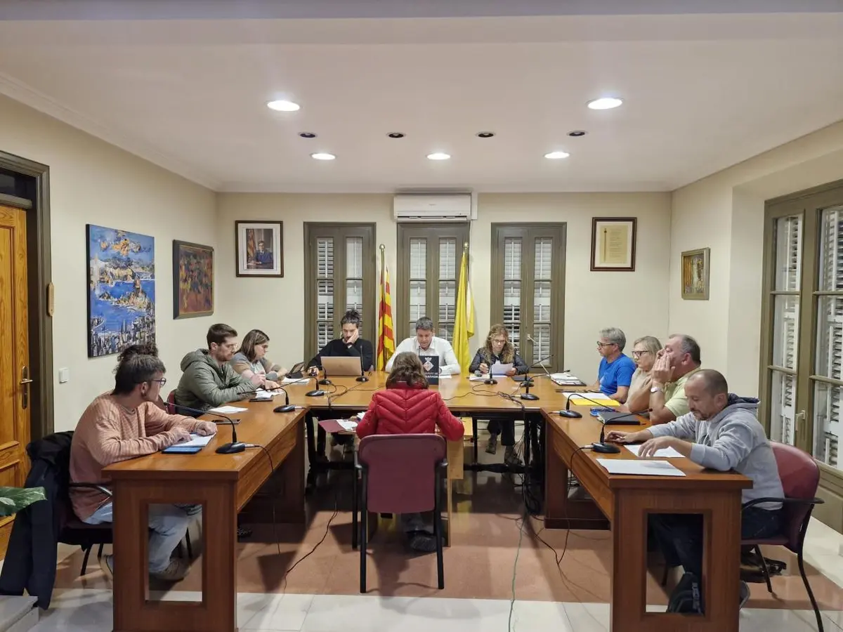 La Granada mantendrá sin subidas los tributos municipales en 2027