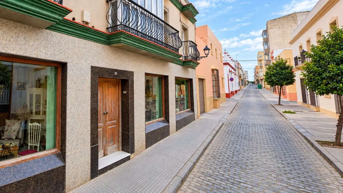 Una vivienda del casco de Puerto Real sale a subasta con una puja mínima de 29.963 euros