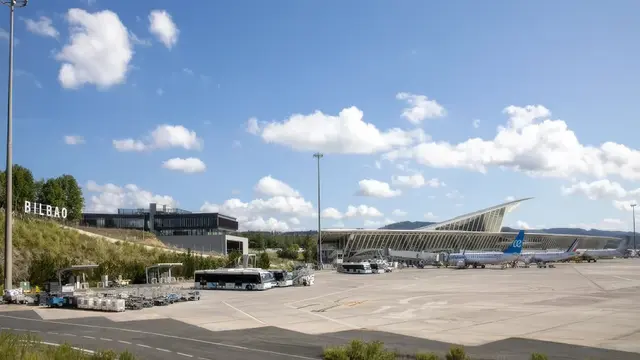 Más plazas de KLM y Air France en Bilbao para la temporada de invierno