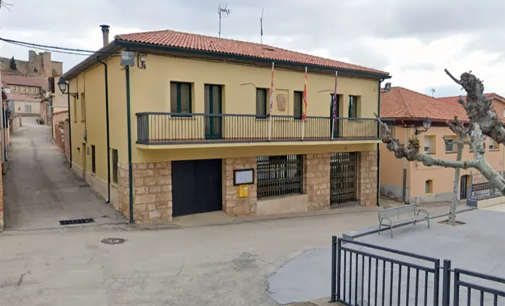 Velamazán fija en 60 euros anuales la tasa de recogida de residuos