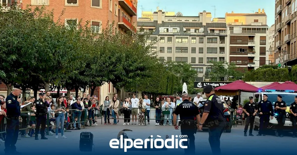 La ciudadanía conoce de cerca a las unidades caninas policiales en Castellón