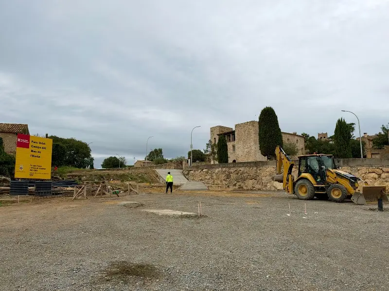Pals retoma la construcción del parque urbano de Mas de l’Horta