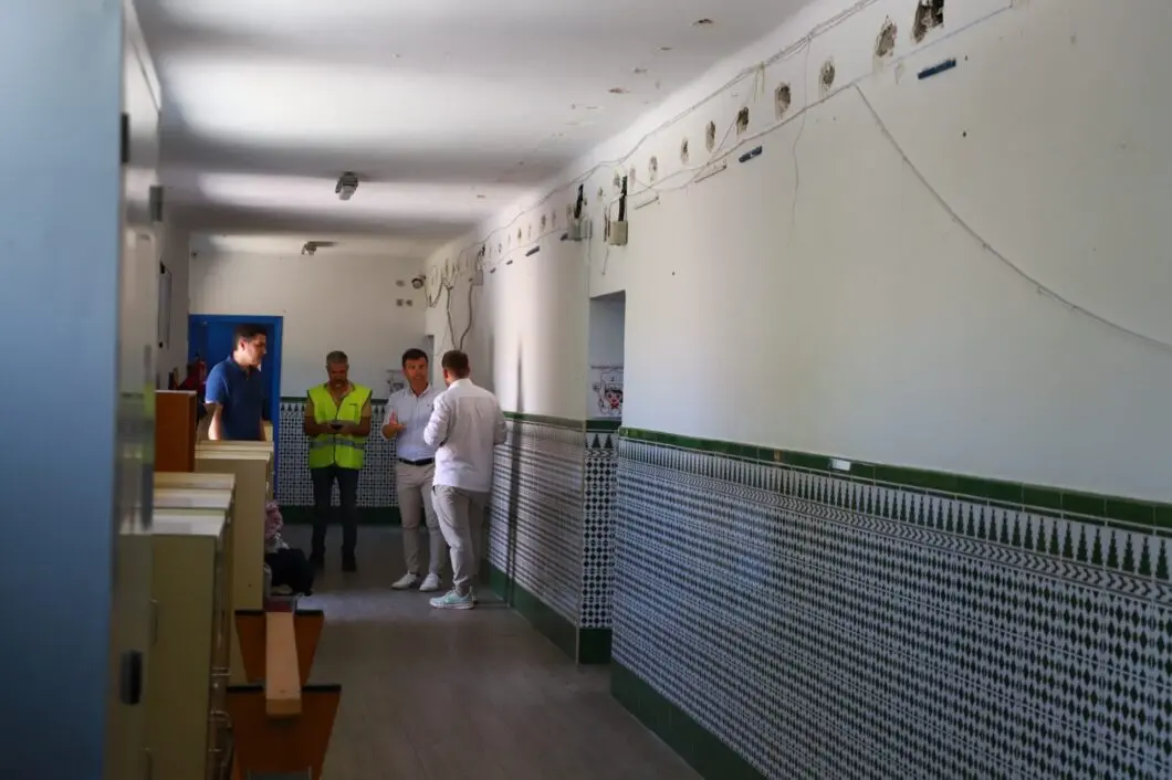 Marbella contabiliza 1.239 intervenciones en centros educativos durante la legislatura