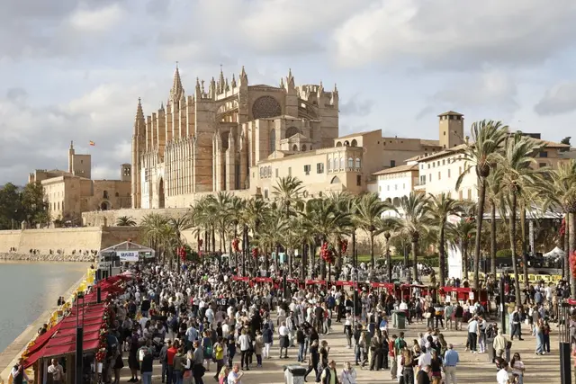 Palma suma Ses Voltes al recinto del Raïm Wine Fest, con 58 bodegas
