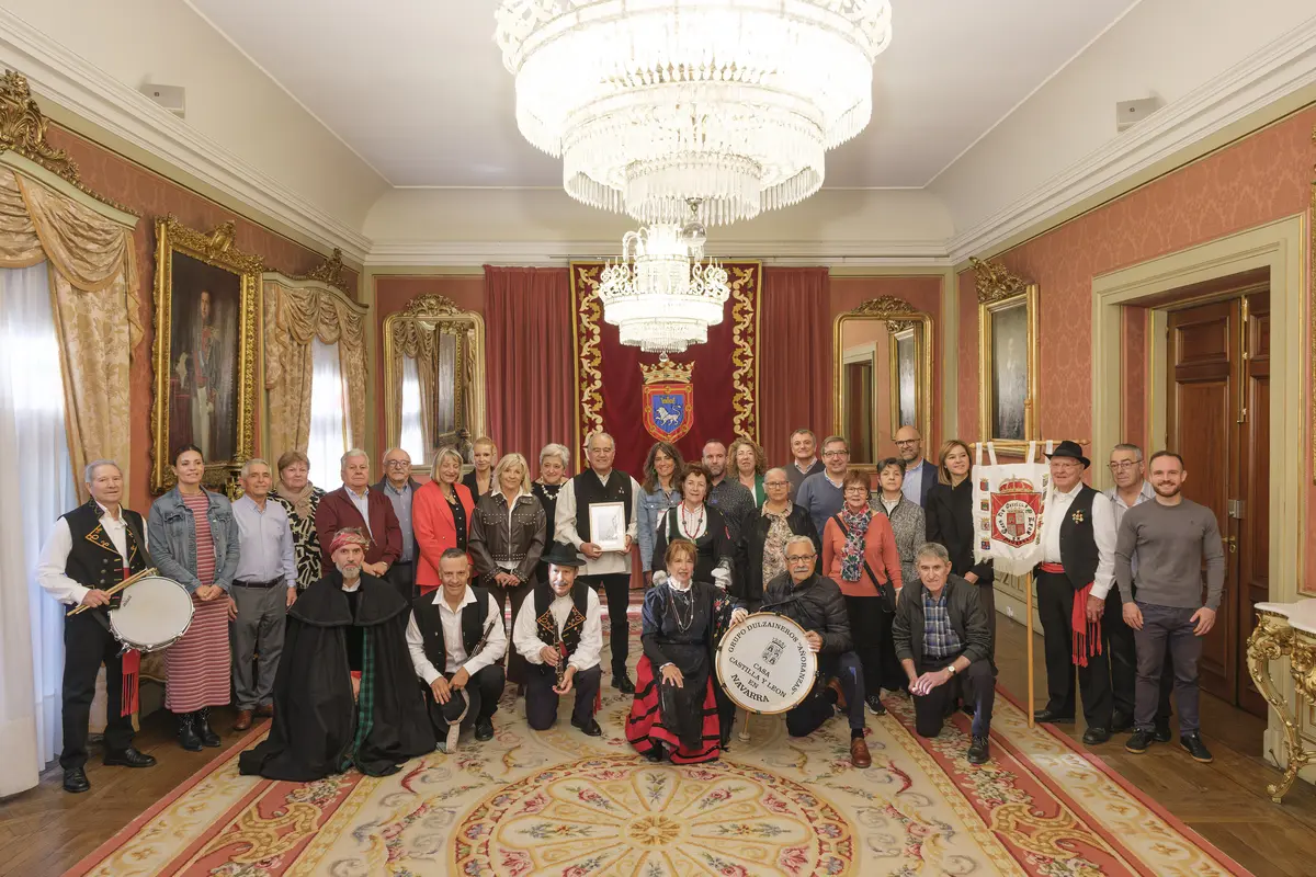 Pamplona recibe a las seis casas regionales en su Semana Cultural