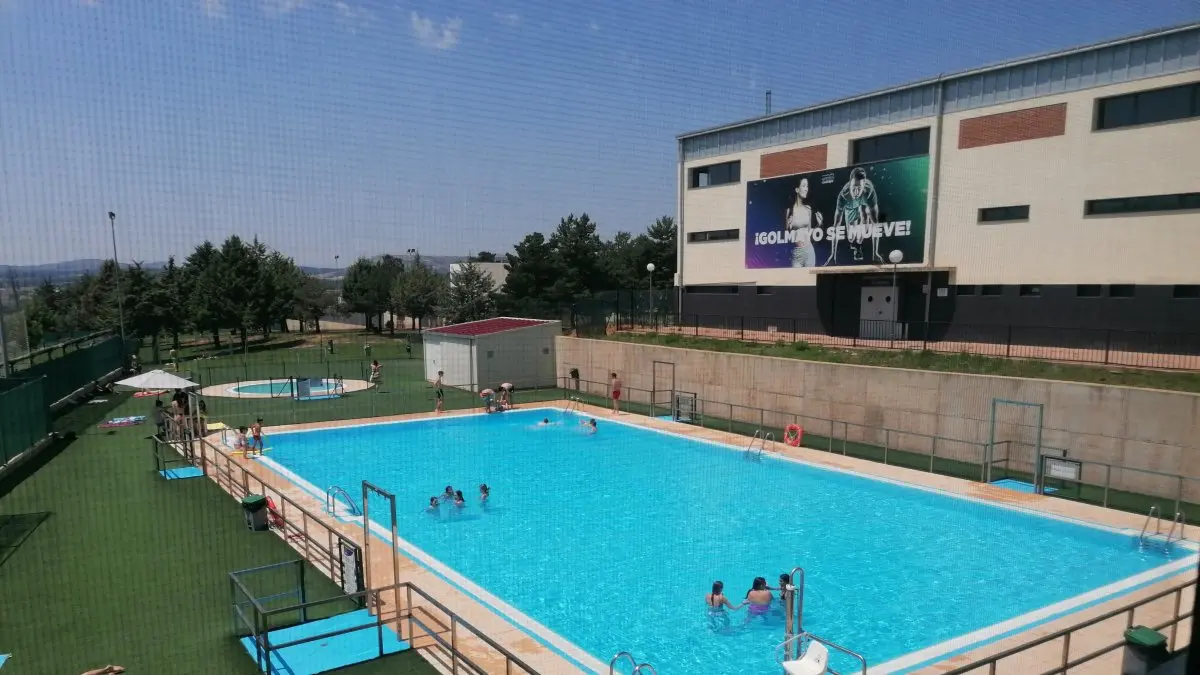 Golmayo saca a concurso la cubierta de la piscina por 285.000 euros