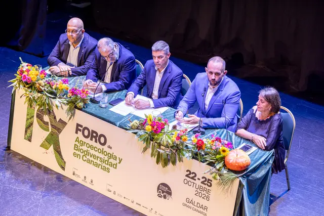 El Teatro Consistorial da comienzo al foro canario de agroecología