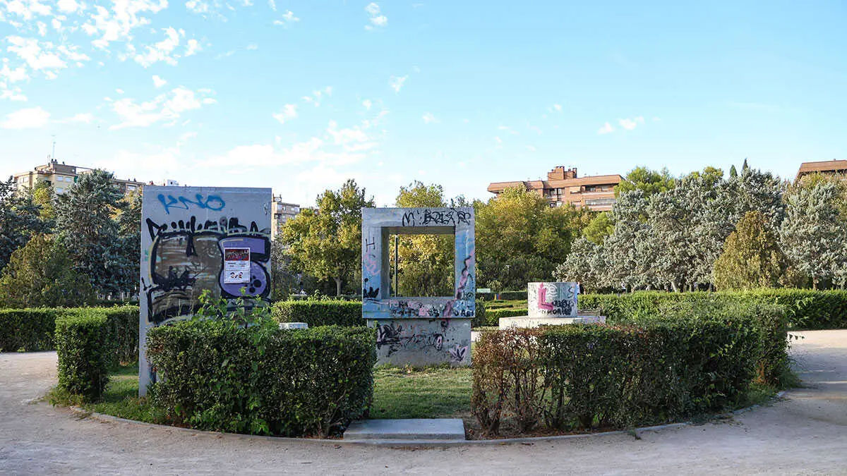 Al-Mutamán, el soberano científico que recuerda una estatua junto a la Aljafería