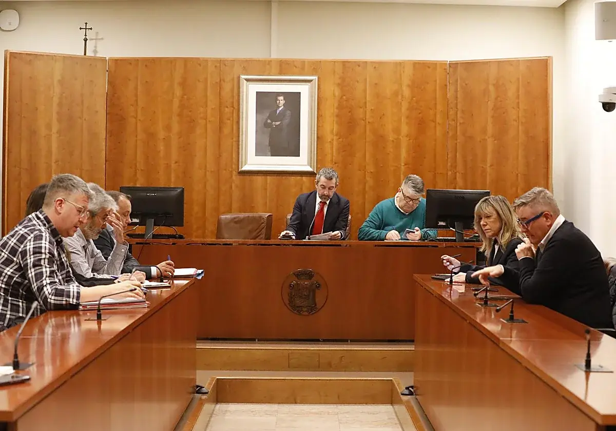 El informe sobre el agua de Avilés plantea cambios en tarifas y concesión